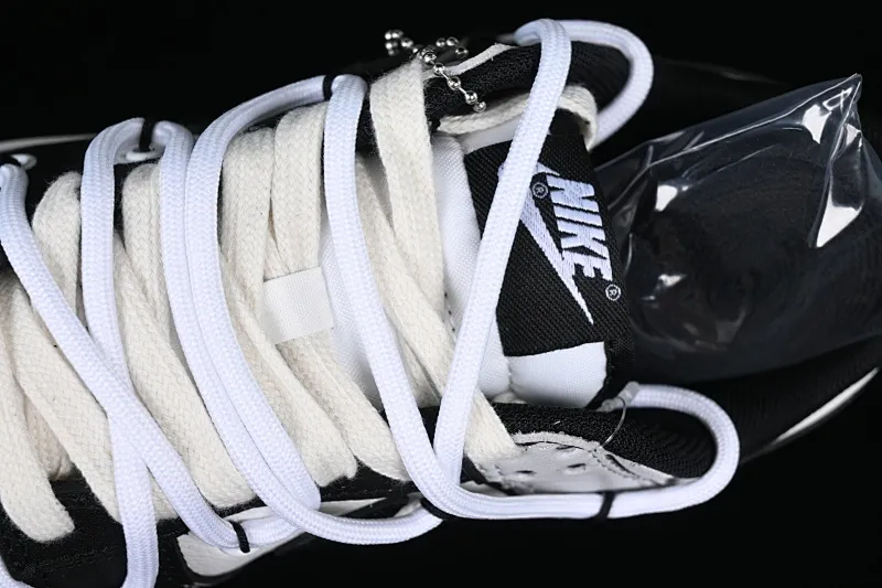 All categories Nk SB Dunk series Nk SB Dunk Low low-top sneakers Nk Dunk Low Skywalker black and white gray summer simple SB strap low-top casual sneakers DD1391-100